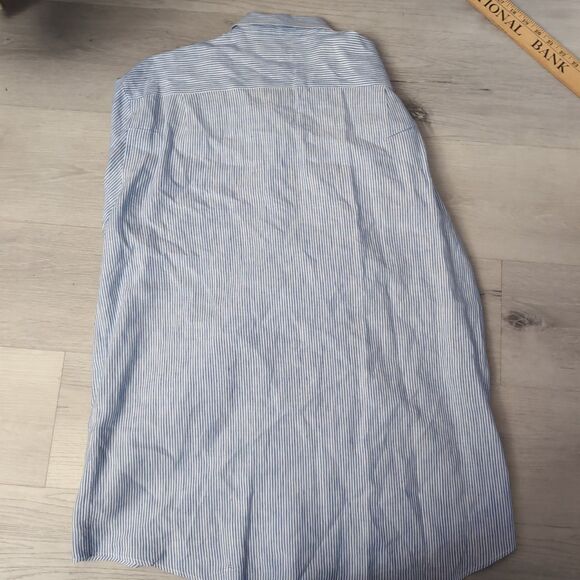 Men's Blue Striped Shirt - Picture 8 of 9